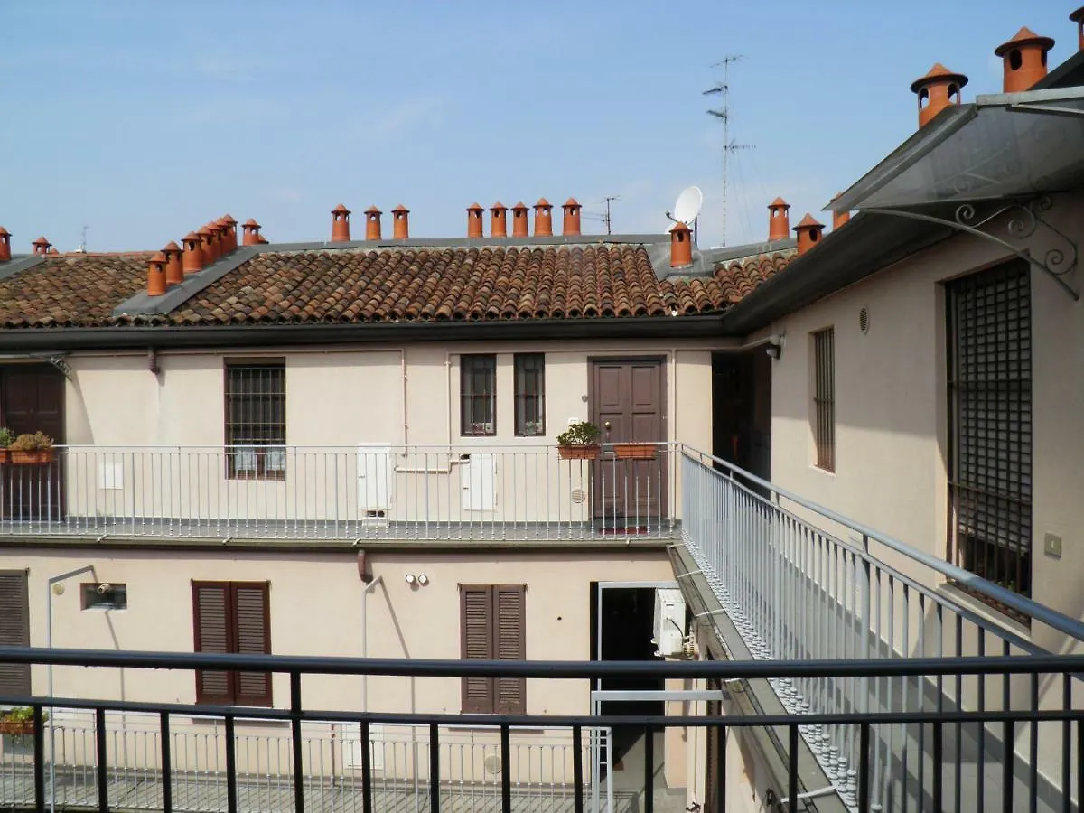 Il Nido Sul Tetto A Milano Lägenhet